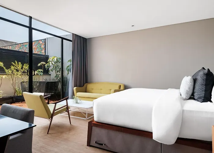 Hotel Pug Seal Polanco Allan Poe México DF